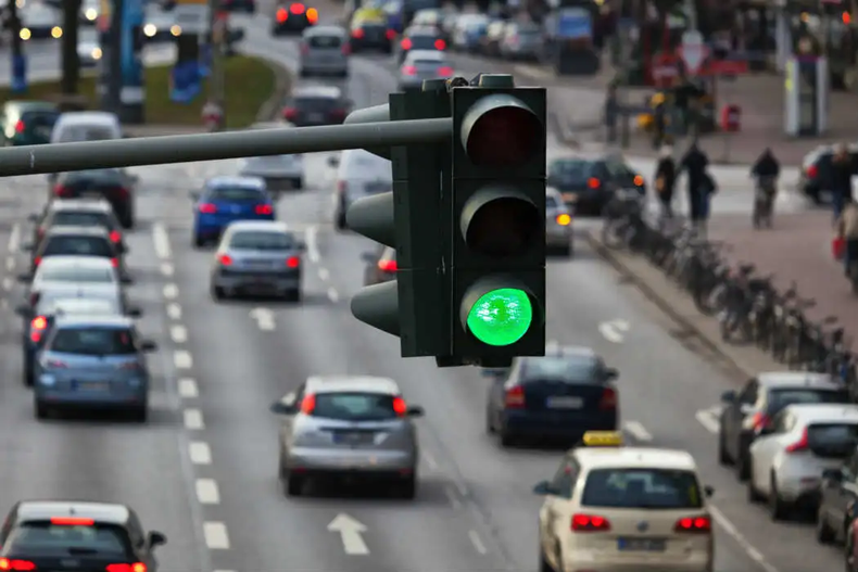 REORDENAMIENTO DE TRANSITO - SEMAFORIZACIÓN ADAPTATIVA 